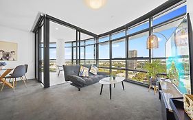 Fabulous View Apartment In Sydney Olympic Park
